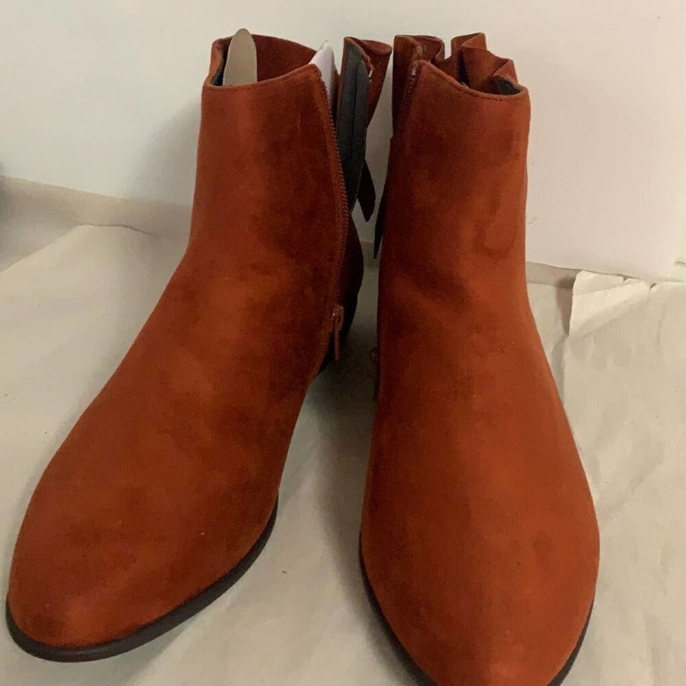 NWOT COMFORTVIEW  PENNI BOOTS‎ SIZE 9WW